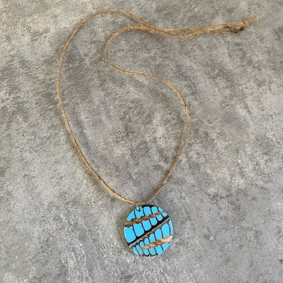 Vintage hippie style necklace 2/$15 - Picture 4 of 4
